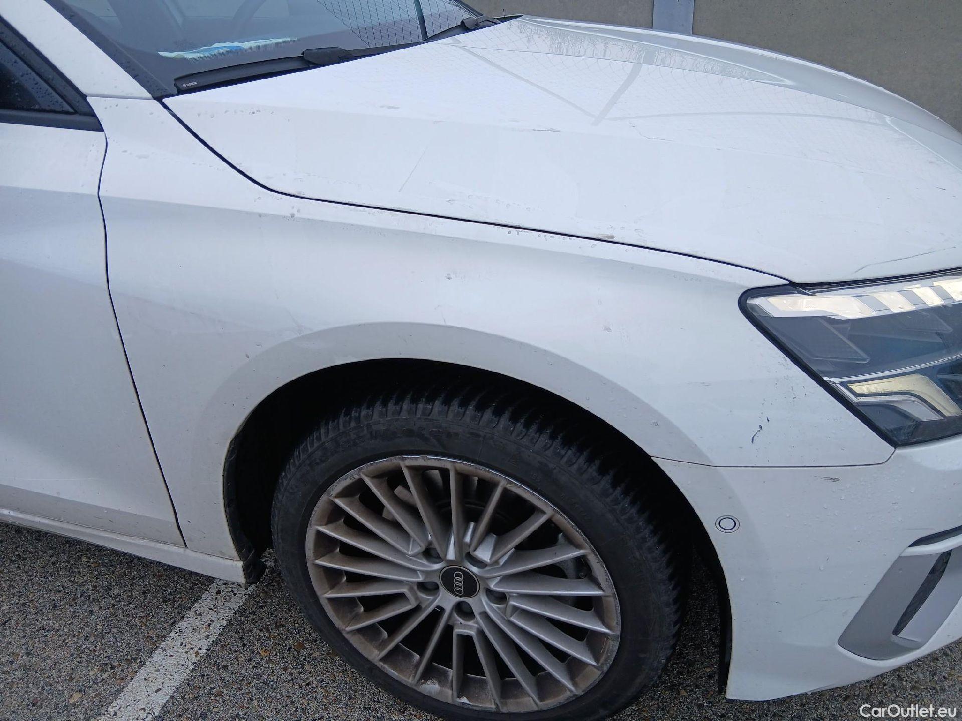  Audi  A3 AUDI  / 2020 / 5P / berlina con portón Sportback Advanced 30 TFSI 81kW Stron MildHybrid #40