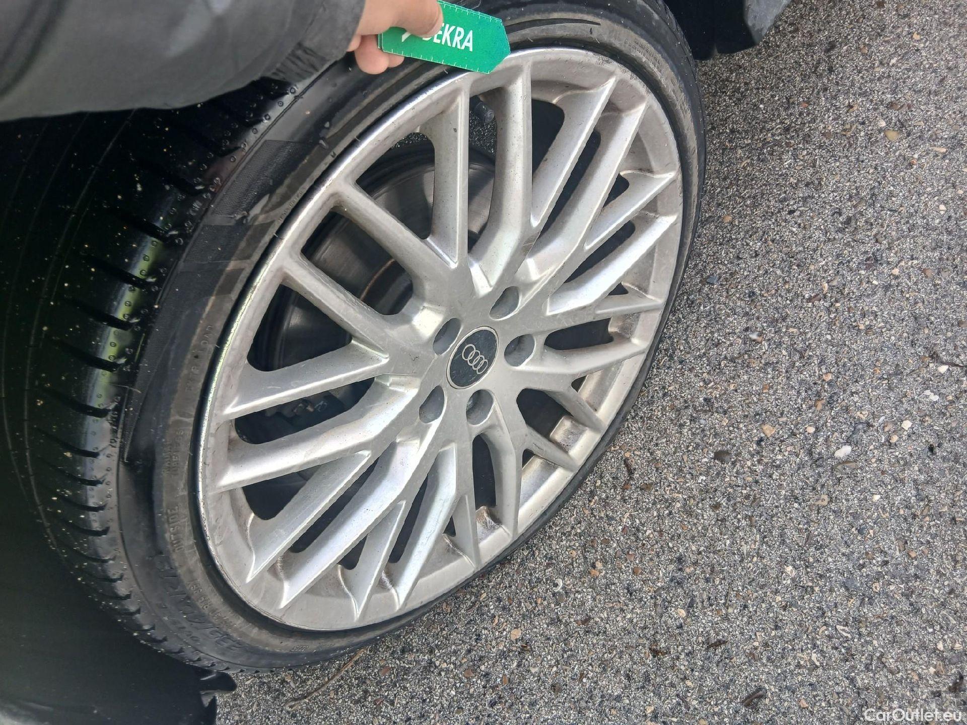  Audi  Q2 AUDI  / 2016 / 5P / todoterreno ALL-IN edit 30 TDI 85kW (116CV) S tronic(SP)(SL) #10