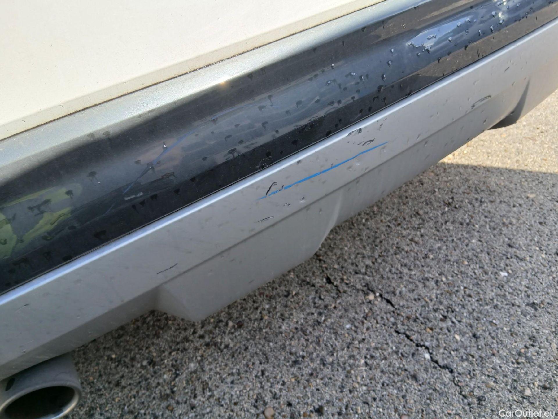  Audi  Q2 AUDI  / 2016 / 5P / todoterreno Design 30 TFSI 85kW (116CV) #43