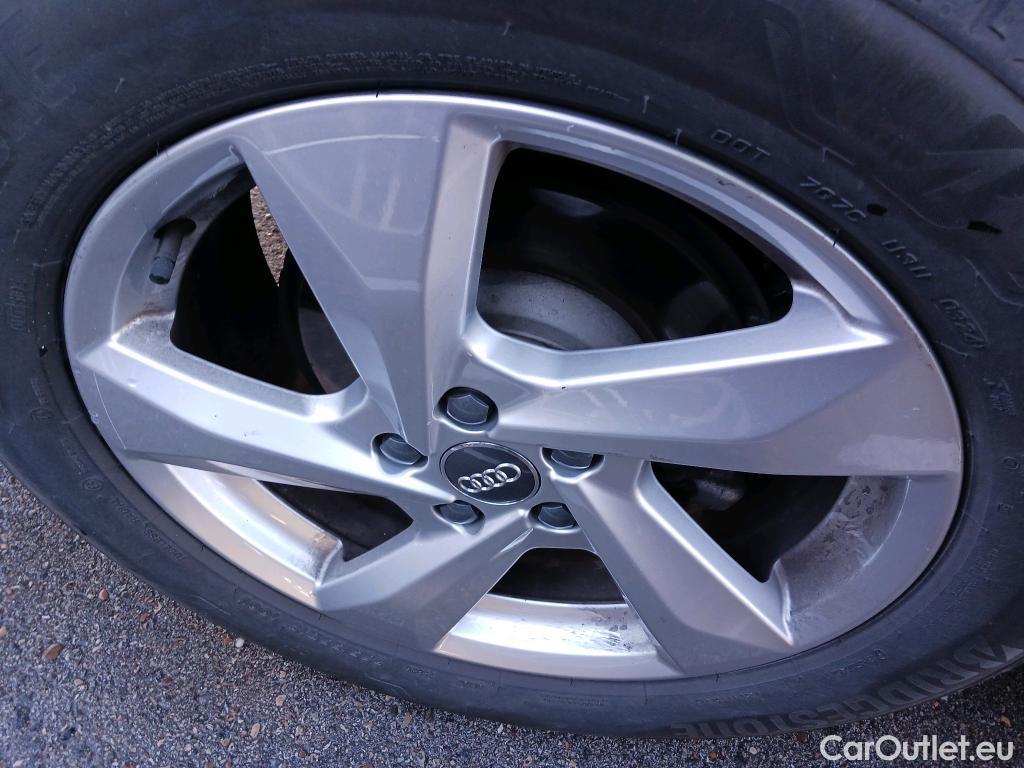  Audi  Q3 AUDI  / 2018 / 5P / todoterreno Advanced 35 TDI 110kW (150CV) S tronic #3