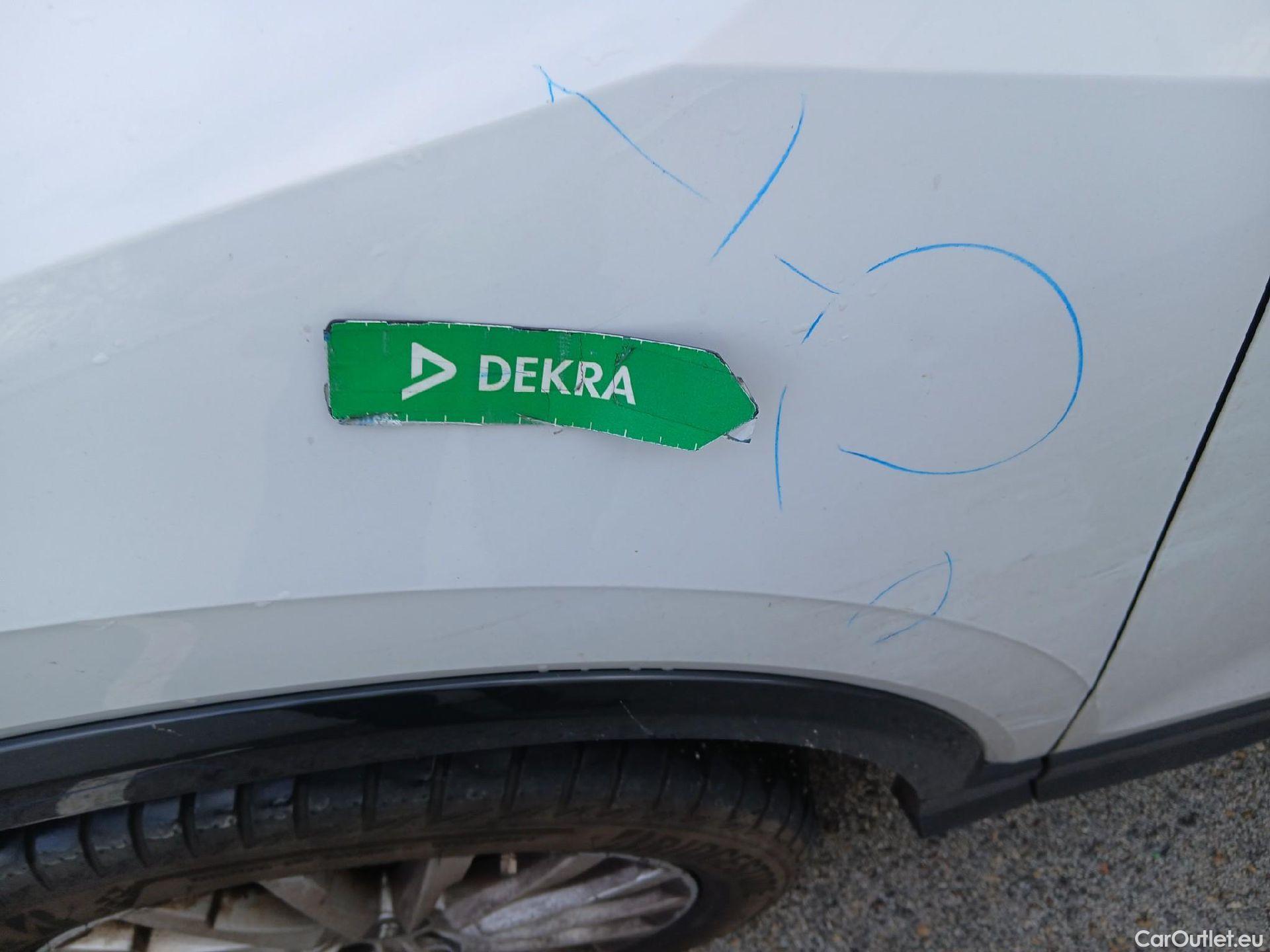  Audi  Q2 AUDI  / 2016 / 5P / todoterreno Design 30 TFSI 85kW (116CV) #19