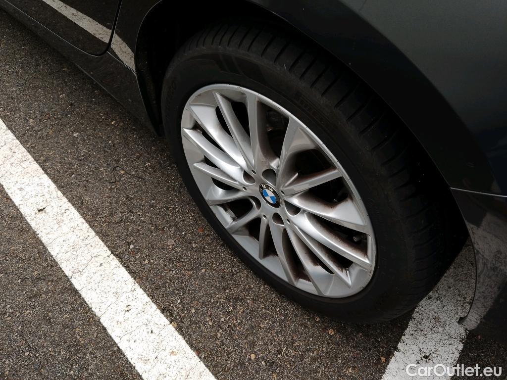  Bmw  Serie 1 BMW  / 2019 / 5P / berlina con portón 118i #33