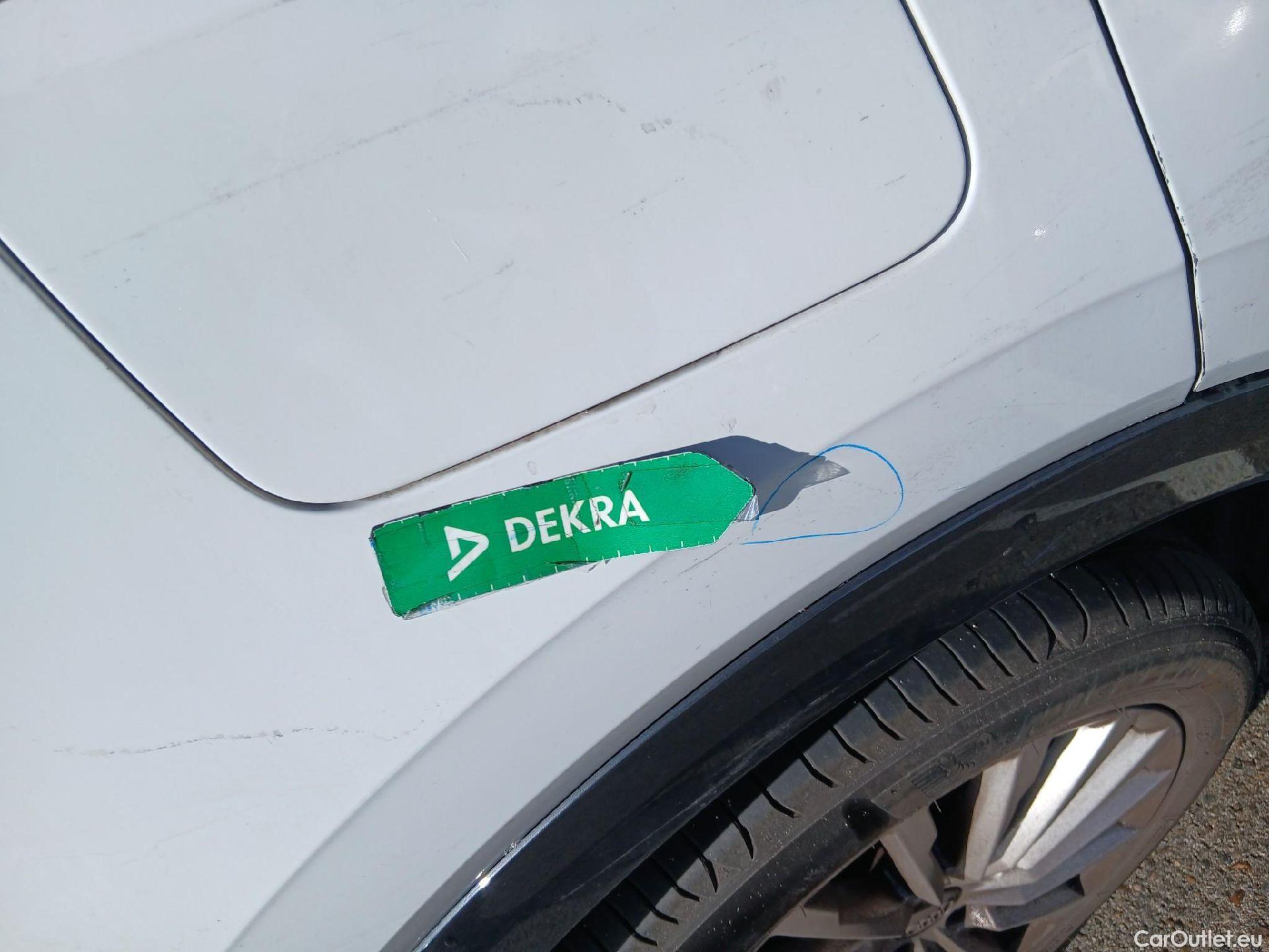  Audi  Q2 AUDI  / 2016 / 5P / todoterreno Design 30 TFSI 85kW (116CV) #49