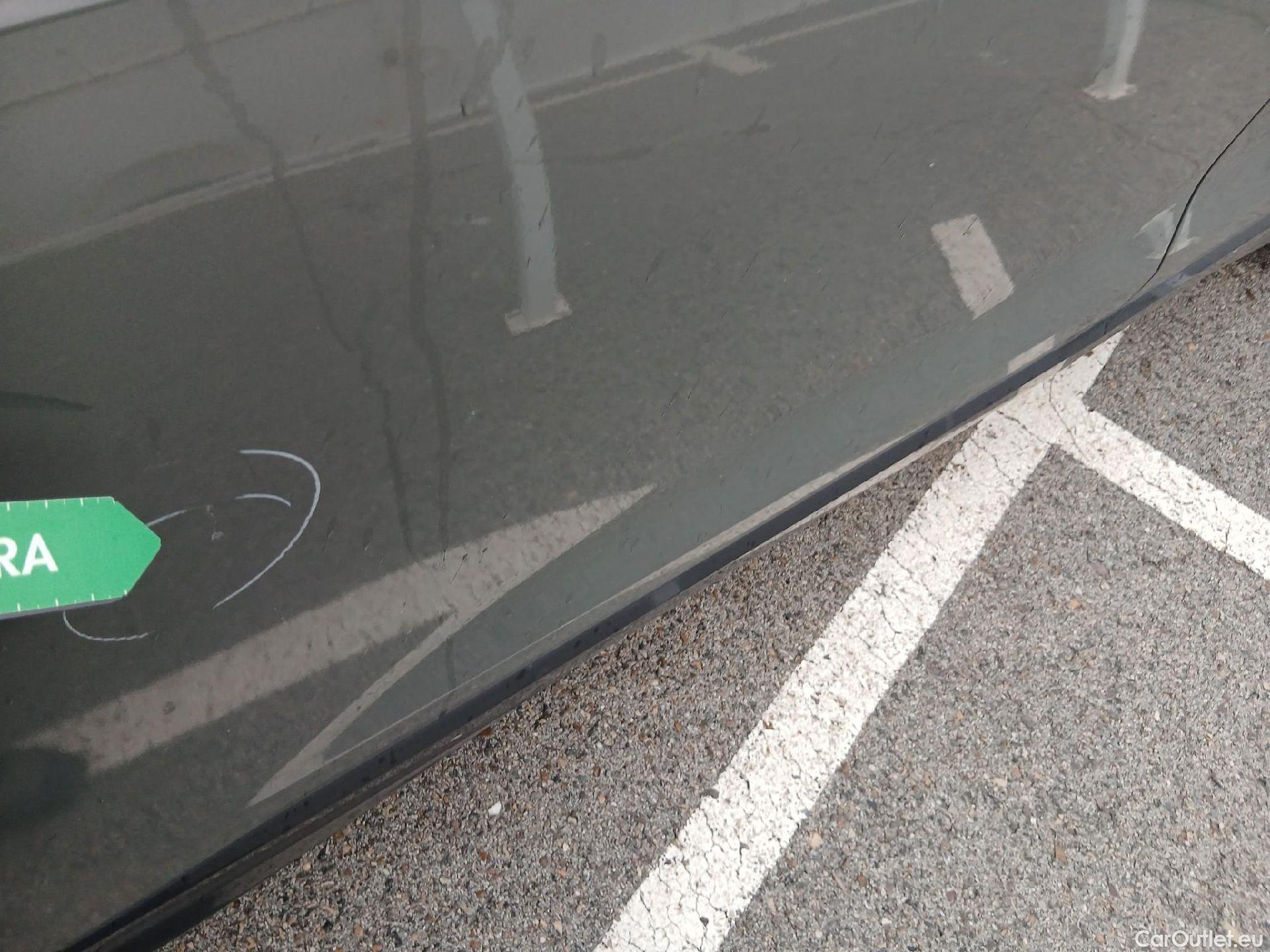  Audi  Q3 AUDI  / 2018 / 5P / todoterreno Advanced 35 TDI 110kW (150CV) S tronic (AC5) #9