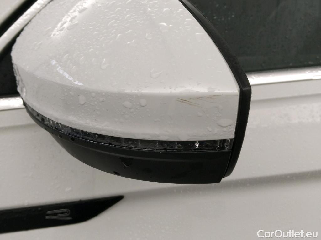  Volkswagen  Tiguan  R-Line 2.0 TDI 150CV AT7 E6d #8