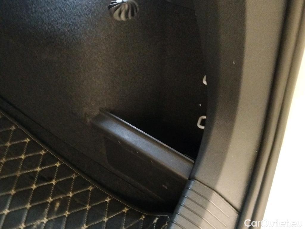  Volkswagen  Tiguan  R-Line 2.0 TDI 150CV AT7 E6d #1