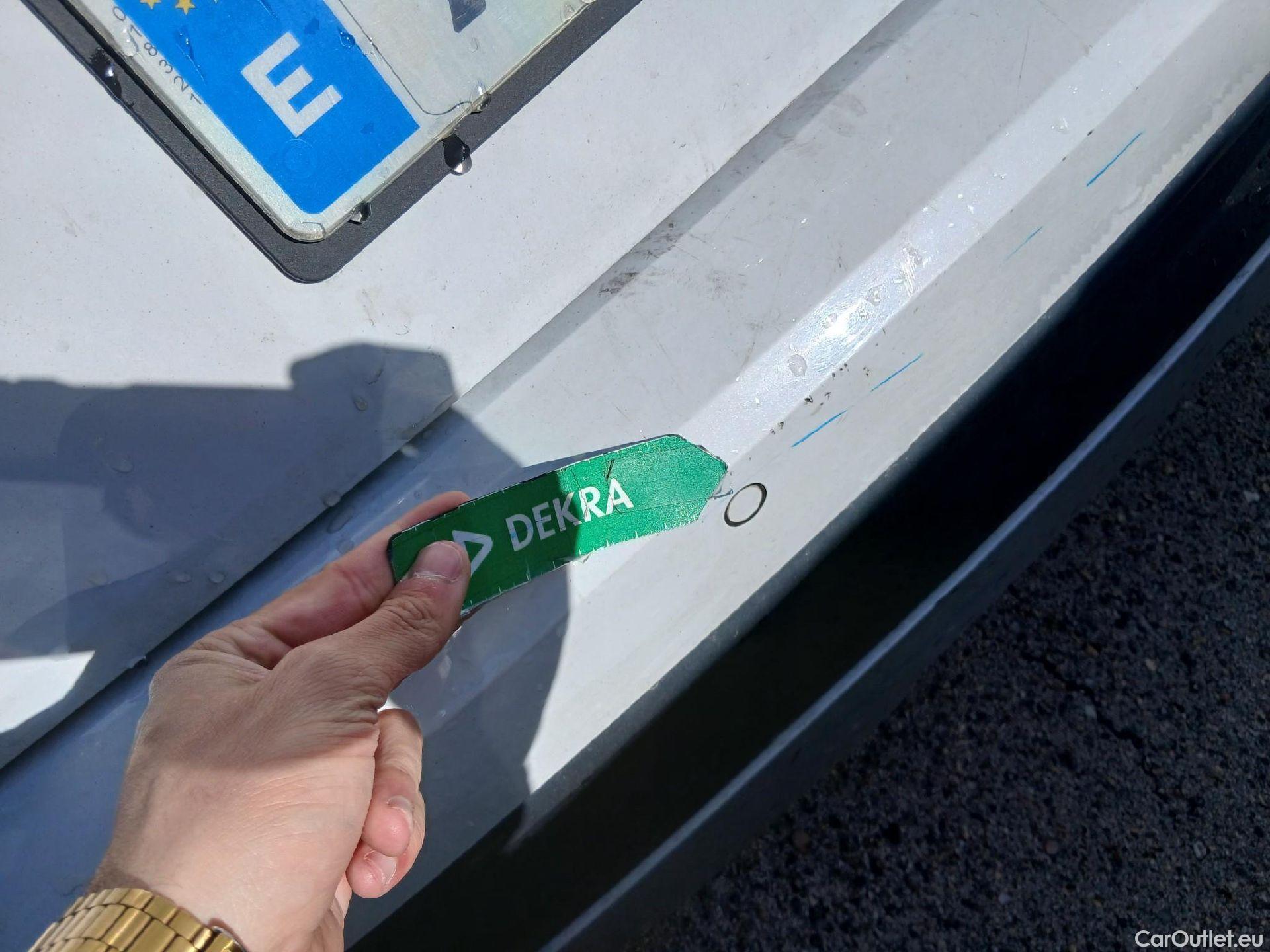  Audi  Q2 AUDI  / 2016 / 5P / todoterreno Design 30 TFSI 85kW (116CV) #39