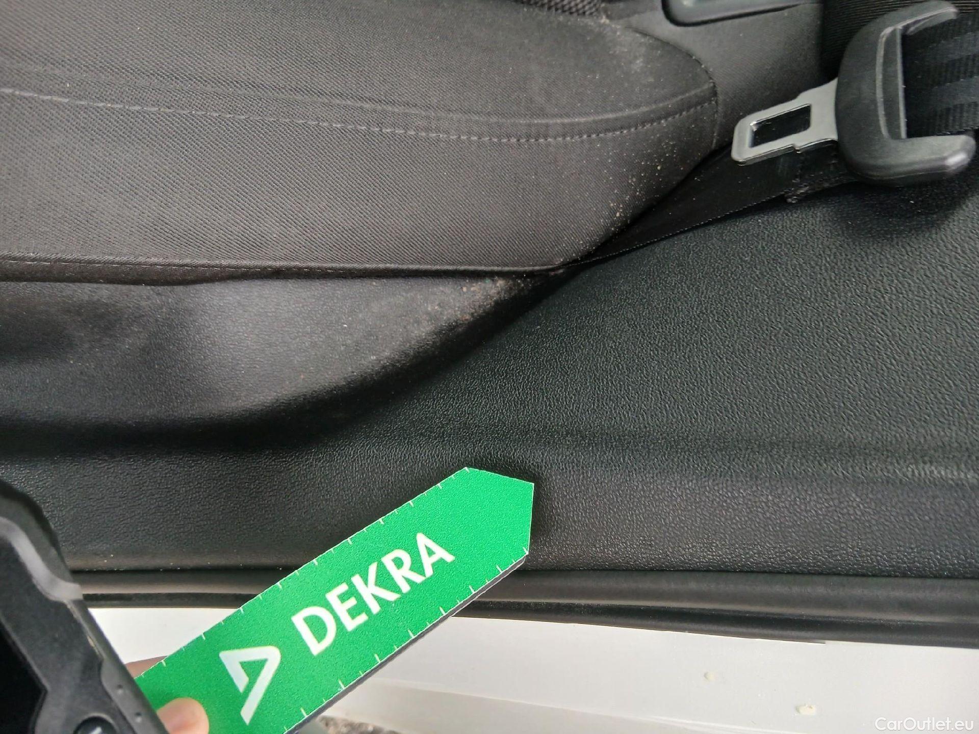  Audi  A3 AUDI  / 2020 / 5P / berlina con portón Sportback Advanced 30 TFSI 81kW Stron MildHybrid #23