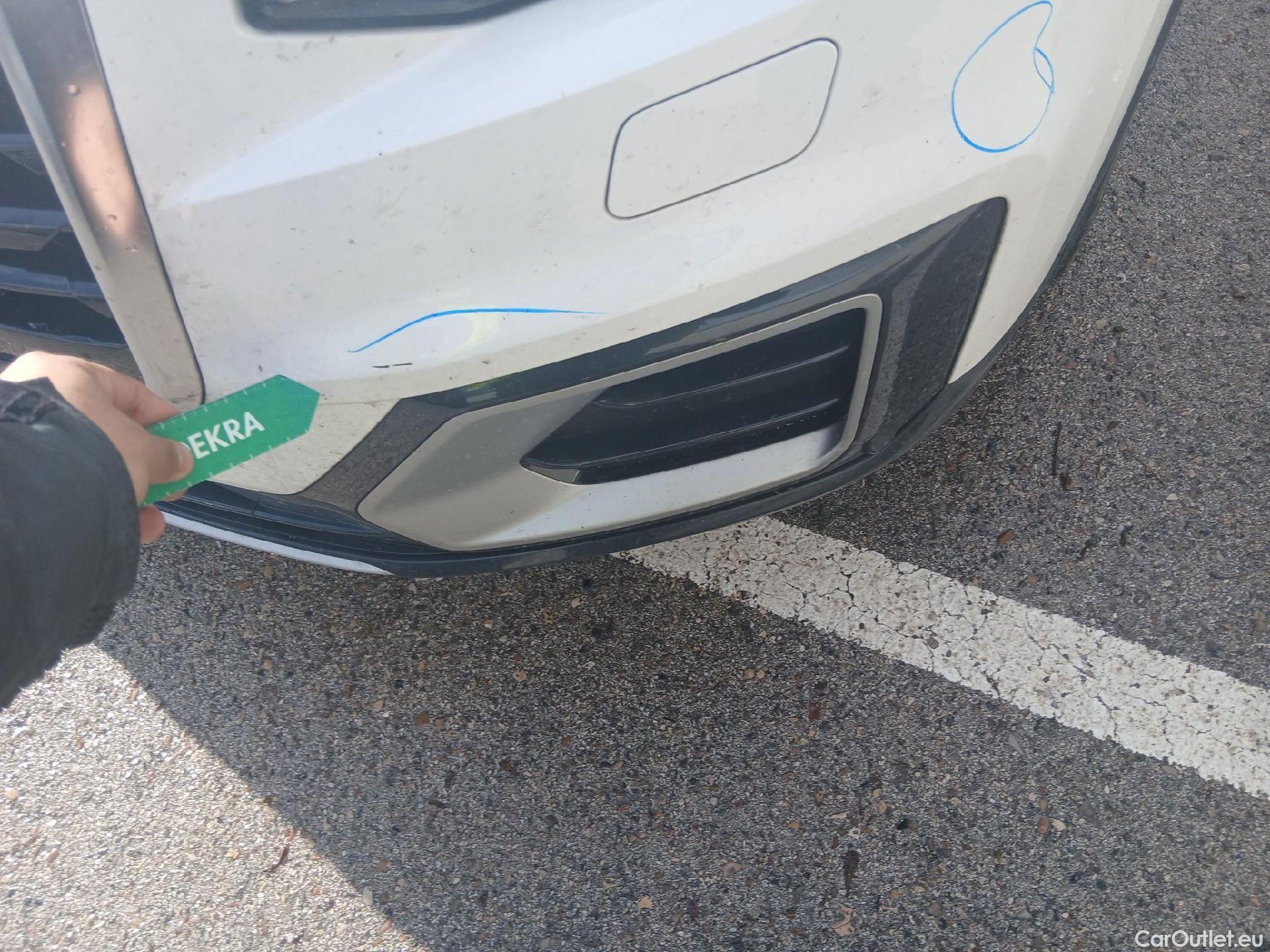  Audi  Q2 AUDI  / 2016 / 5P / todoterreno ALL-IN edit 30 TDI 85kW (116CV) S tronic(SP)(SL) #6