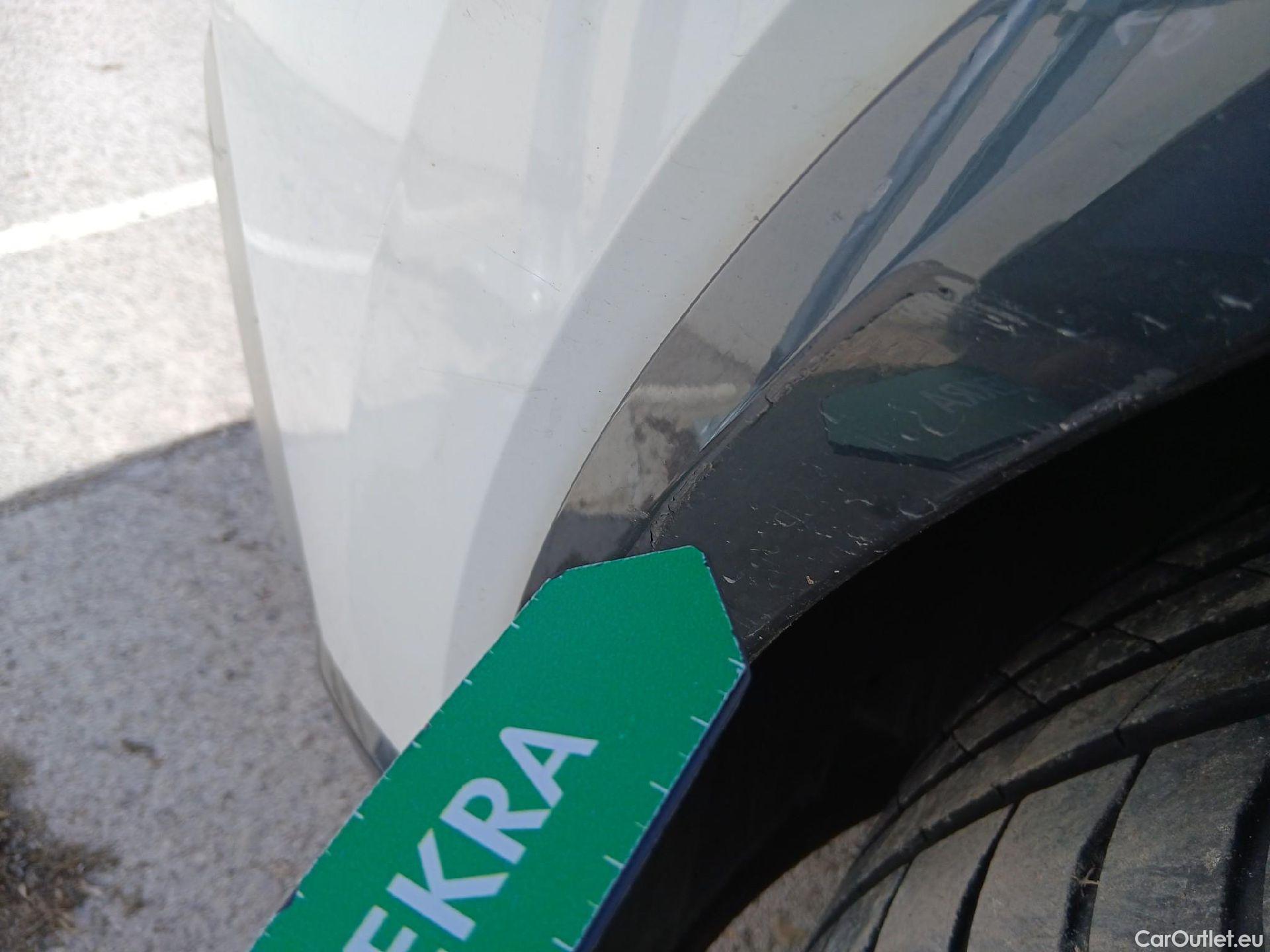  Audi  Q2 AUDI  / 2020 / 5P / todoterreno Advanced 35 TFSI 110kW (150CV) S tronic (AC) #16