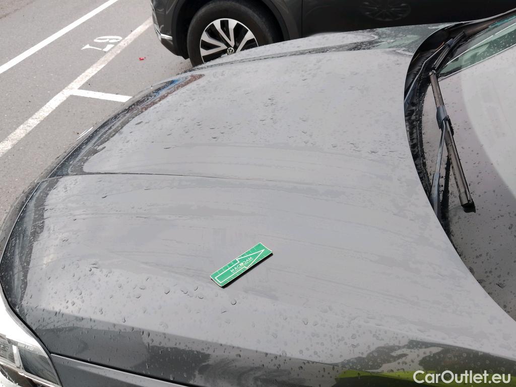  Bmw  Serie 1 BMW  / 2019 / 5P / berlina con portón 118i #5