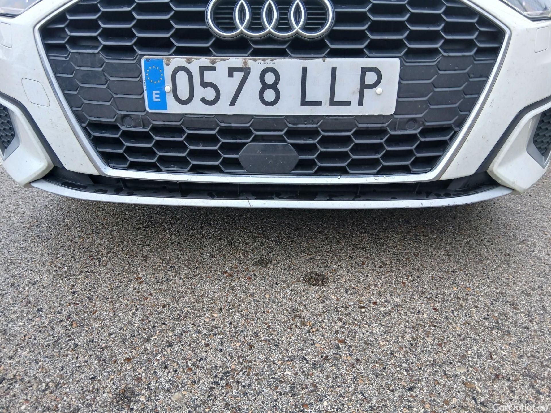  Audi  A3 AUDI  / 2020 / 5P / berlina con portón Sportback Advanced 30 TFSI 81kW Stron MildHybrid #9