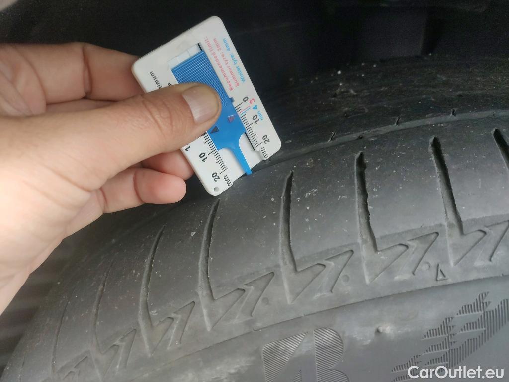  Bmw  X1 BMW  / 2019 / 5P / todoterreno sDrive16d Business #2