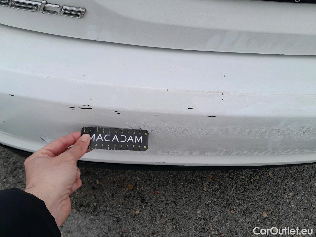  Ford  Fiesta FORD  / 2017 / 5P / berlina con portón 1.0 EcoBoost 70kW (95CV) Trend S/S 5p #24