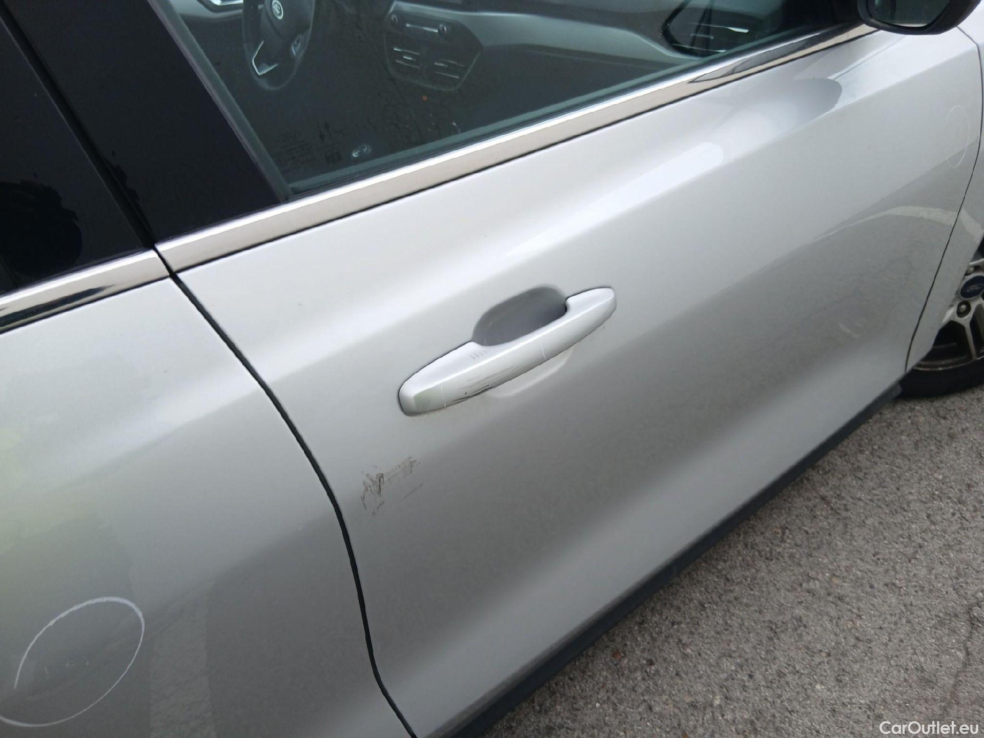  Ford  Focus FORD  / 2018 / 5P / familiar 1.5 Ecoblue 88kW Trend+ SB #13