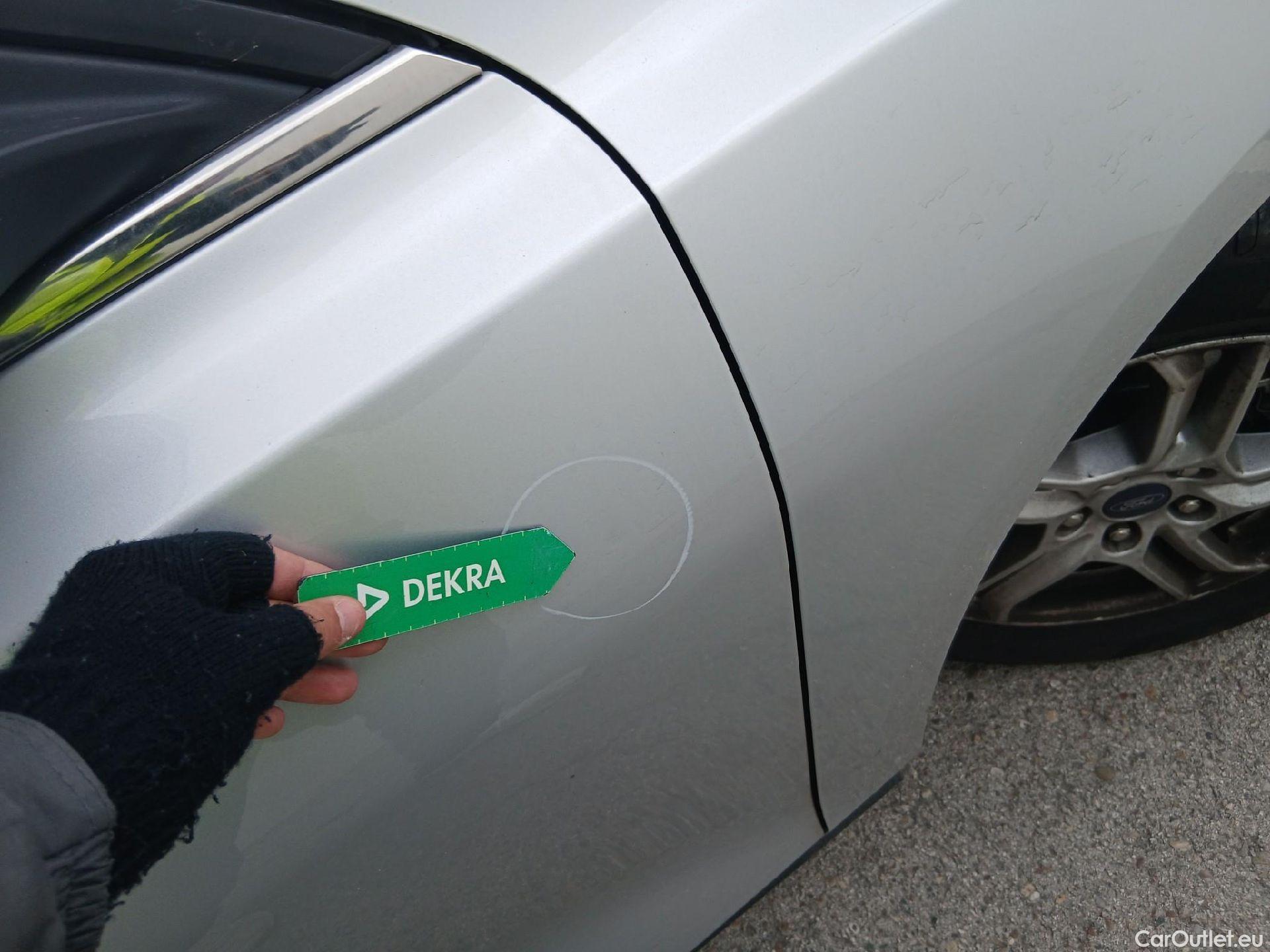  Ford  Focus FORD  / 2018 / 5P / familiar 1.5 Ecoblue 88kW Trend+ SB #15