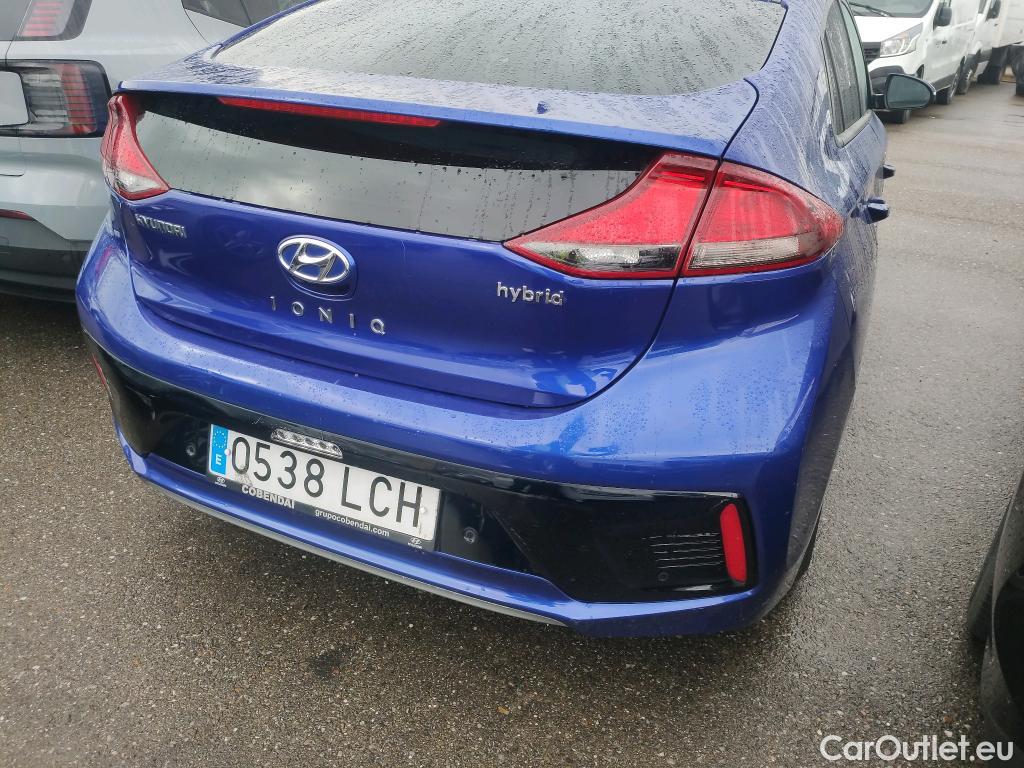  Hyundai   Ioniq HYUNDAI / 2016 / 5P / berlina con portón 1.6 GDI HEV Klass DT #42
