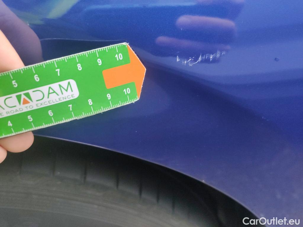  Hyundai   Ioniq HYUNDAI / 2016 / 5P / berlina con portón 1.6 GDI HEV Klass DT #37