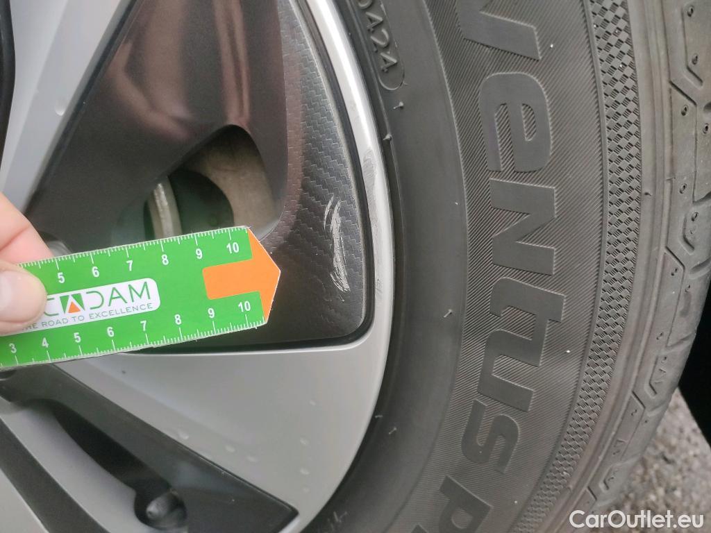  Hyundai   Ioniq HYUNDAI / 2016 / 5P / berlina con portón 1.6 GDI HEV Klass DT #16