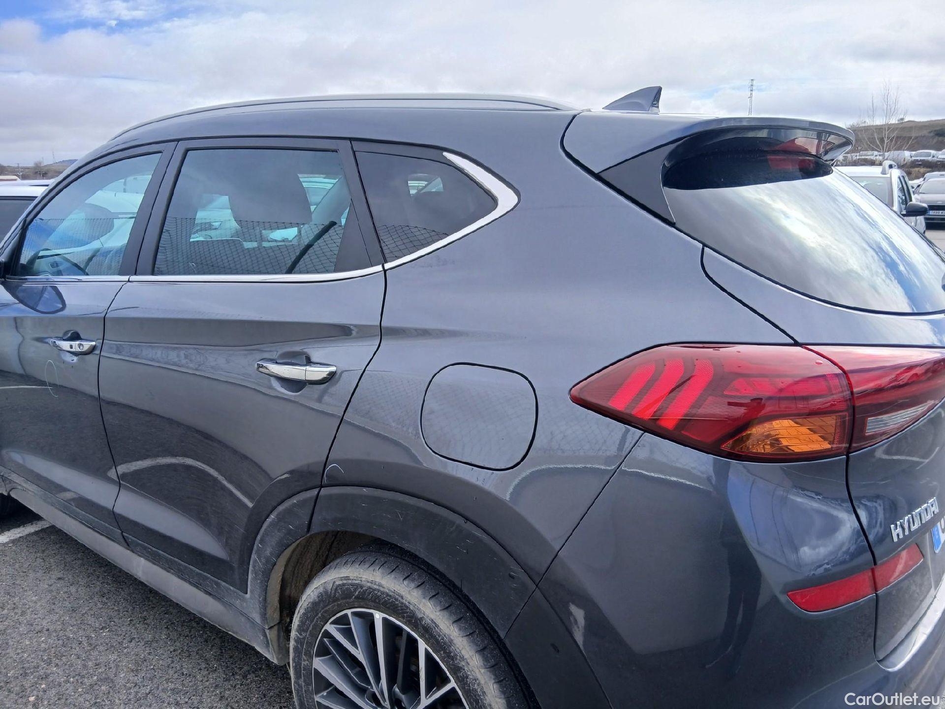  Hyundai  Tucson HYUNDAI  / 2018 / 5P / todoterreno 1.6 CRDI 85kW (116CV) 48V Tecno 4X2 #20