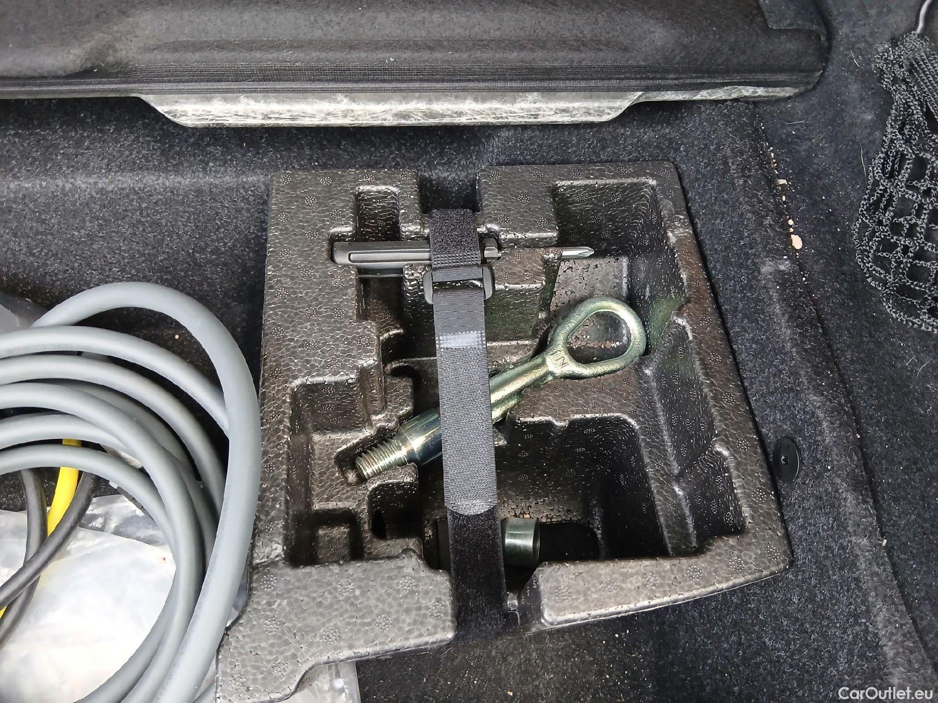  Bmw  X1 BMW  / 2019 / 5P / todoterreno xDrive25e #2