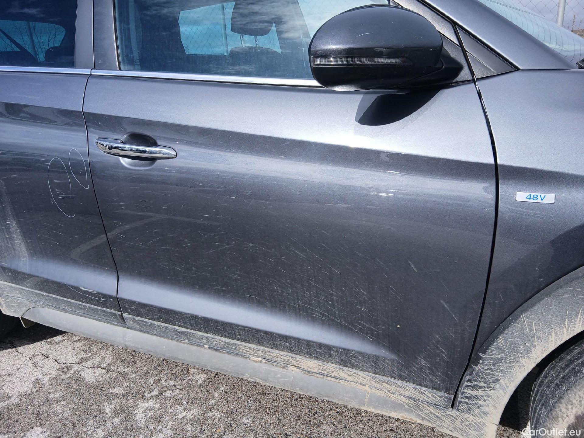  Hyundai  Tucson HYUNDAI  / 2018 / 5P / todoterreno 1.6 CRDI 85kW (116CV) 48V Tecno 4X2 #48