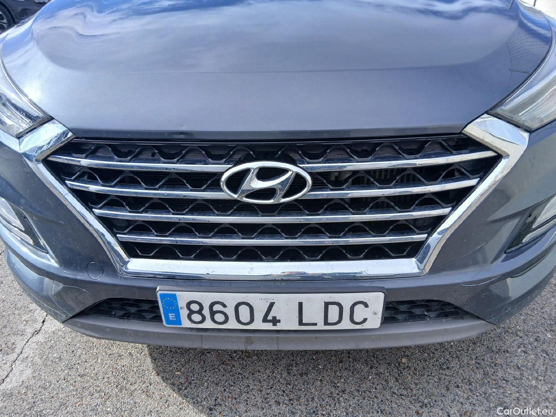  Hyundai  Tucson HYUNDAI  / 2018 / 5P / todoterreno 1.6 CRDI 85kW (116CV) 48V Tecno 4X2 #5