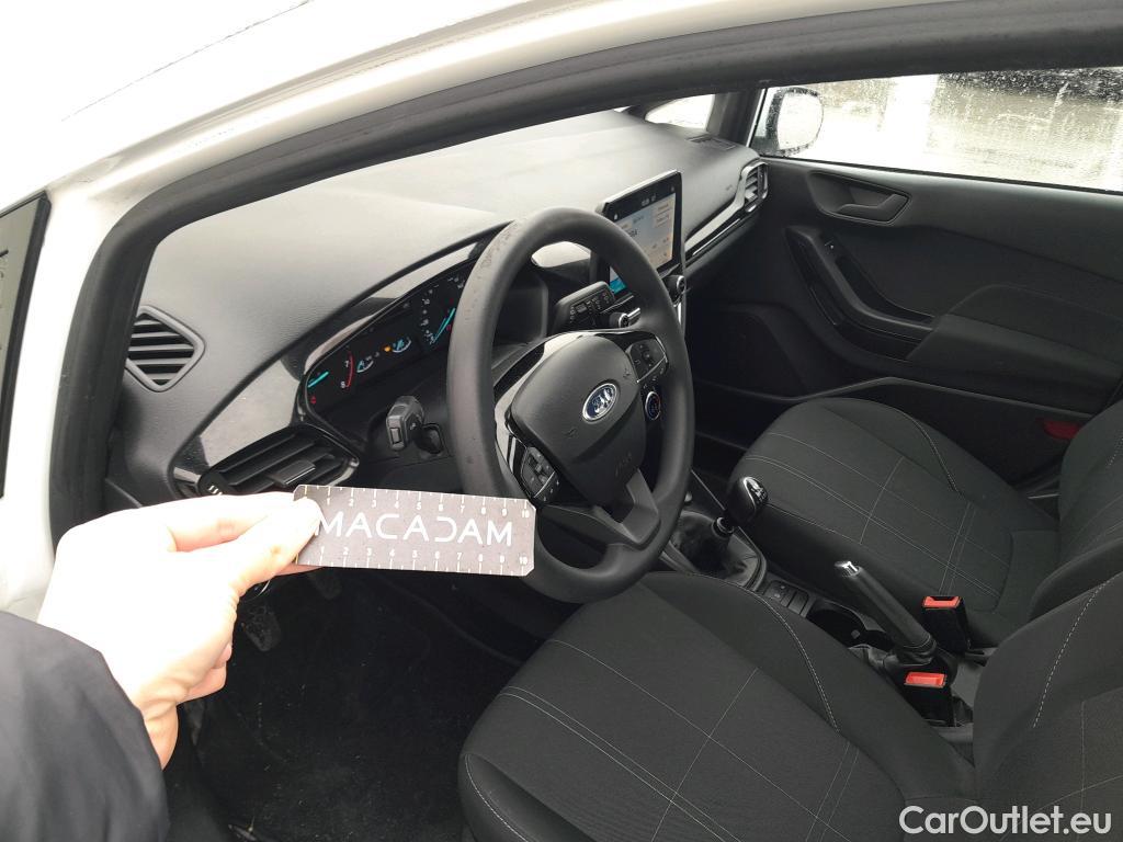  Ford  Fiesta FORD  / 2017 / 5P / berlina con portón 1.0 EcoBoost 70kW (95CV) Trend S/S 5p #18