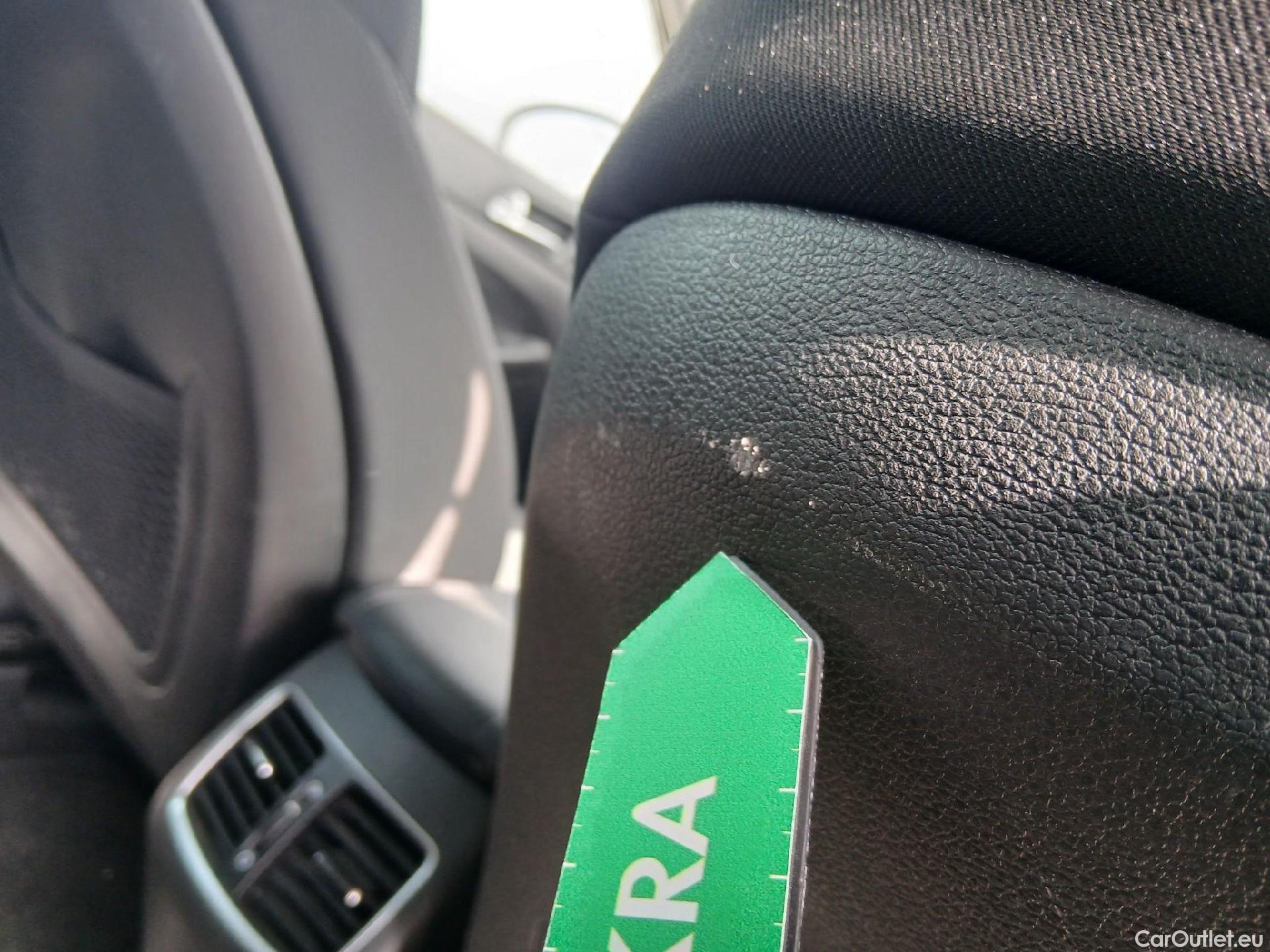  Hyundai  Tucson HYUNDAI  / 2018 / 5P / todoterreno 1.6 CRDI 85kW (116CV) 48V Tecno 4X2 #47