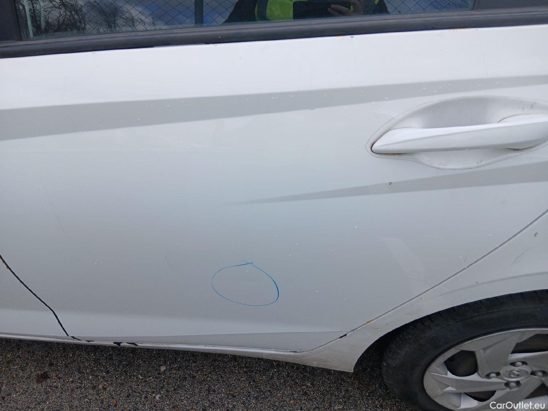  Hyundai  i20 HYUNDAI  / 2020 / 5P / berlina con portón 1.0 TGDI 74kW (100CV) 48V Essence #20