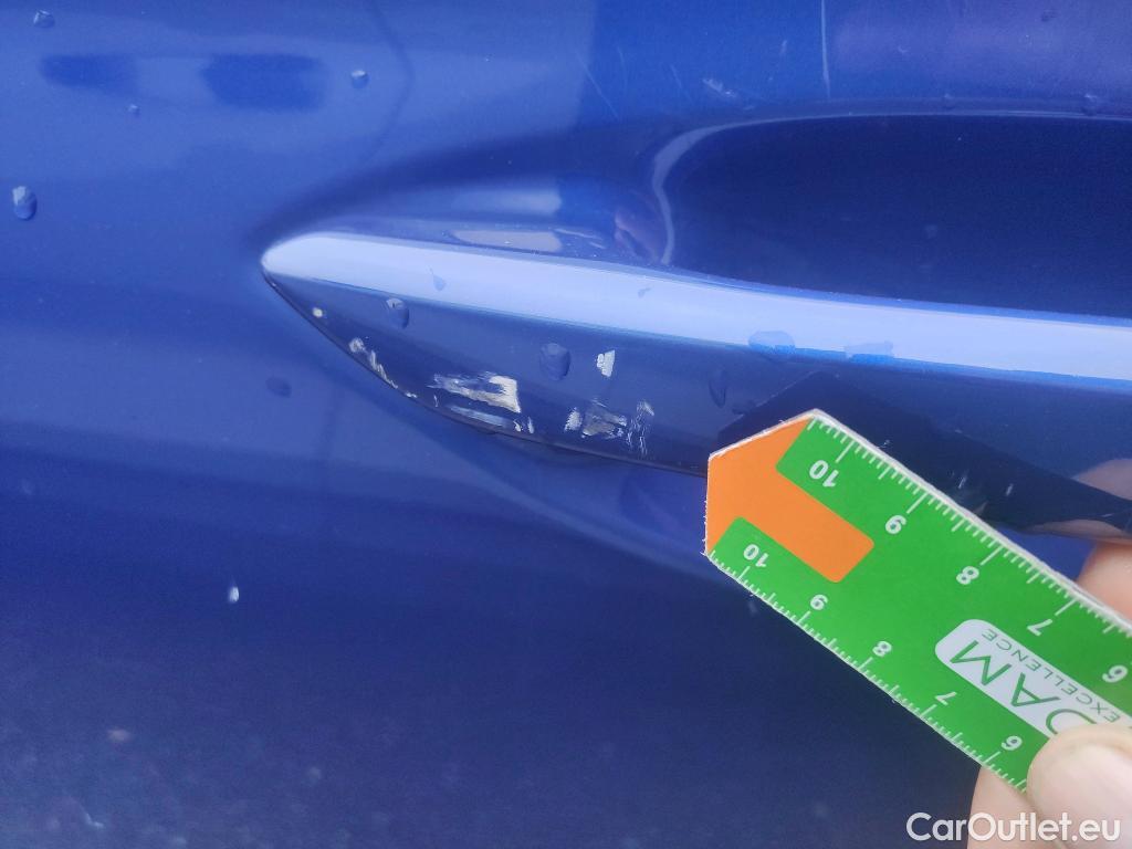  Hyundai   Ioniq HYUNDAI / 2016 / 5P / berlina con portón 1.6 GDI HEV Klass DT #47