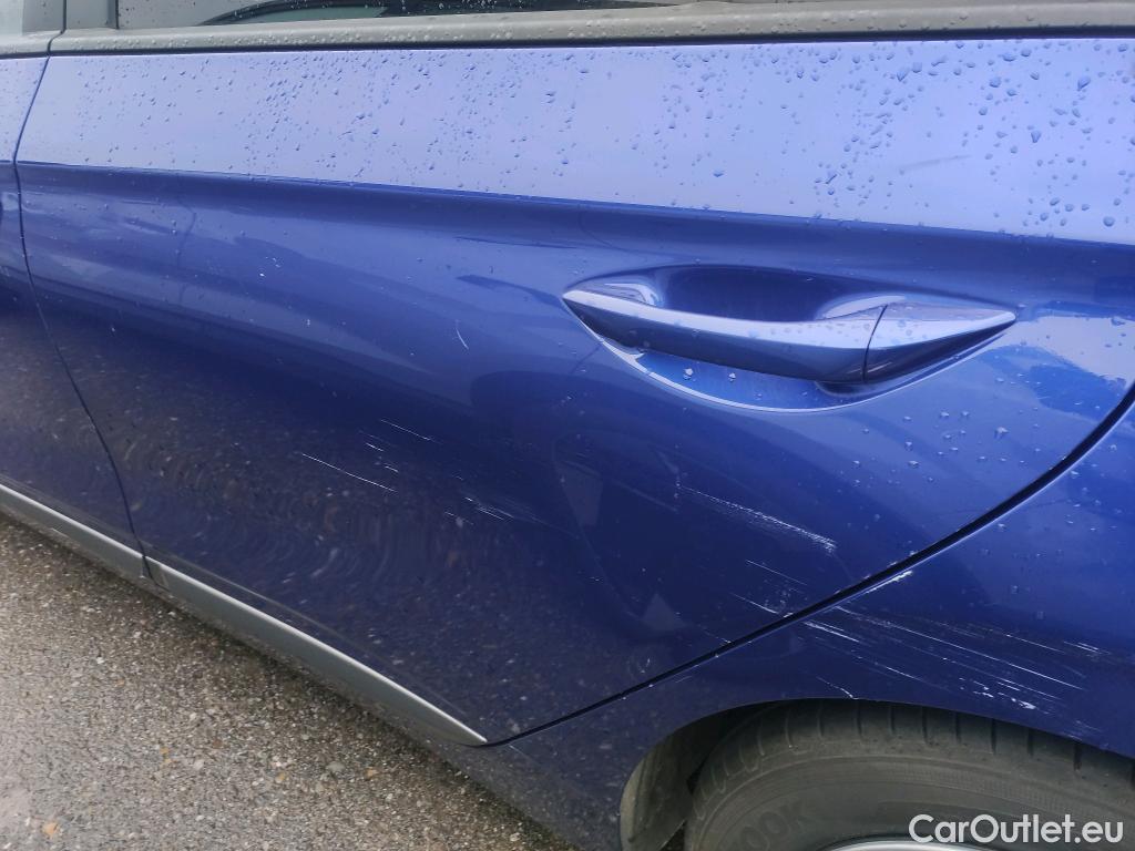  Hyundai   Ioniq HYUNDAI / 2016 / 5P / berlina con portón 1.6 GDI HEV Klass DT #28