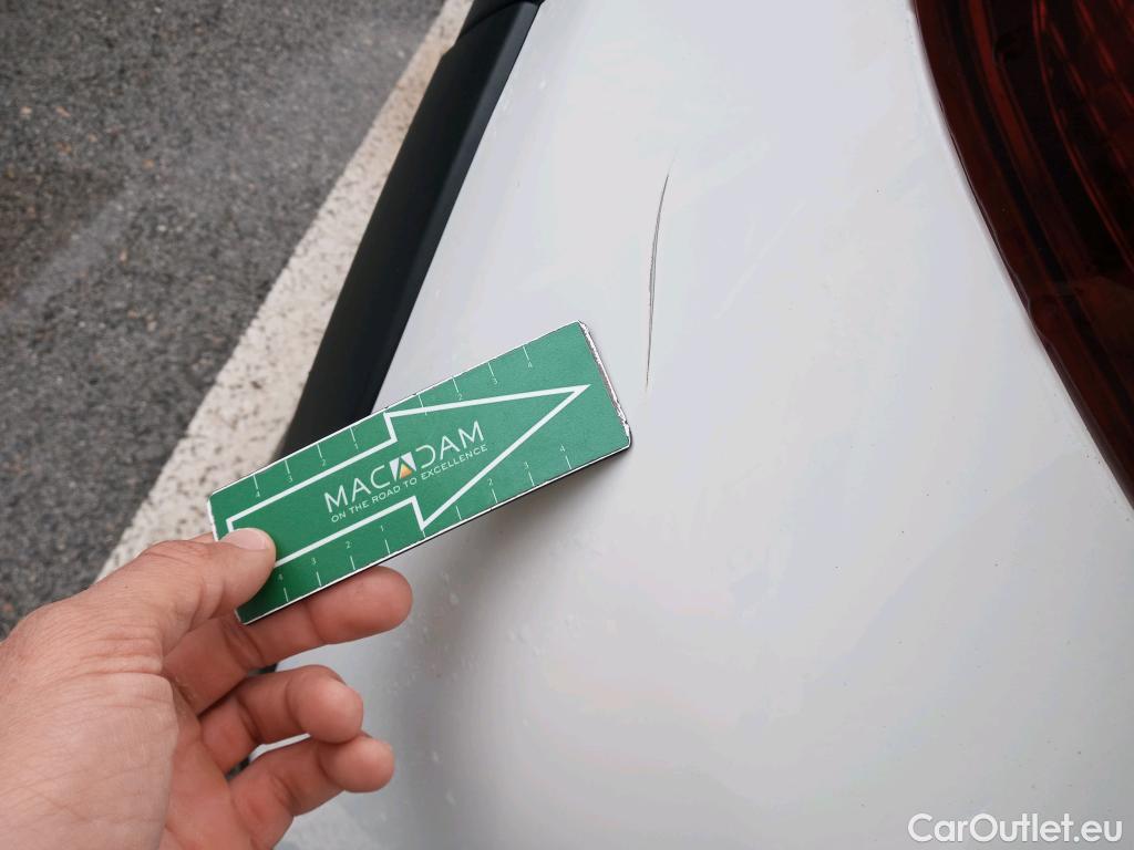  Citroen  C3 CITROEN  / 2020 / 5P / berlina con portón PureTech 60kW (83CV) Feel Pack (CX) #28