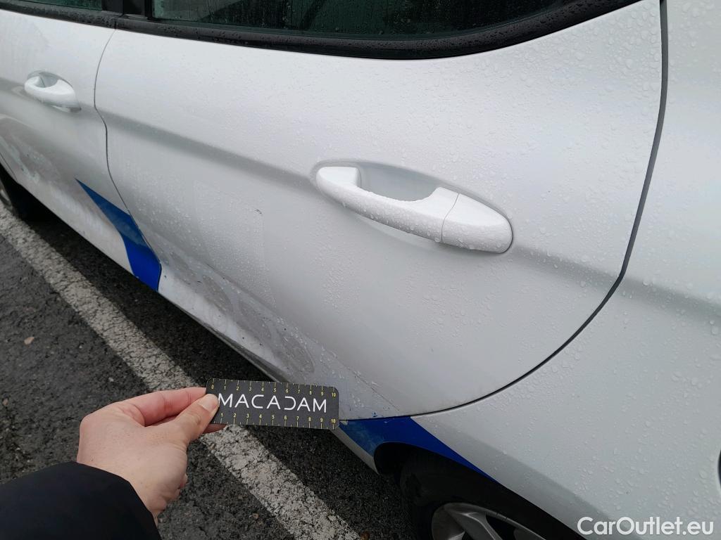  Ford  Fiesta FORD  / 2017 / 5P / berlina con portón 1.0 EcoBoost 70kW (95CV) Trend S/S 5p #14