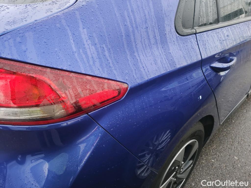  Hyundai   Ioniq HYUNDAI / 2016 / 5P / berlina con portón 1.6 GDI HEV Klass DT #9