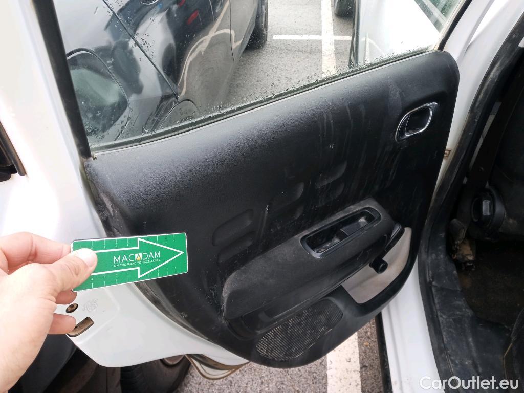  Citroen  C3 CITROEN  / 2020 / 5P / berlina con portón PureTech 60kW (83CV) Feel Pack (CX) #19