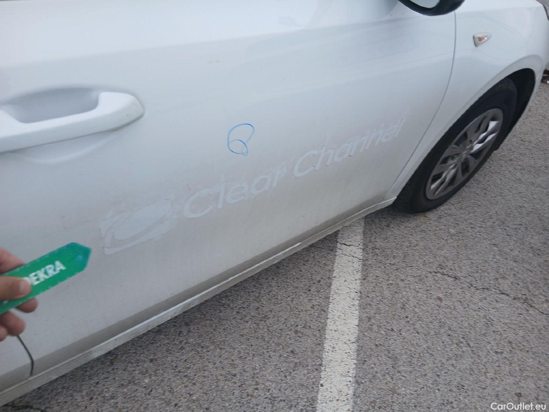  KIA  Cee'd KIA Ceed / 2018 / 5P / berlina con portón 1.0 T-GDi 88kW (120CV) Concept #20