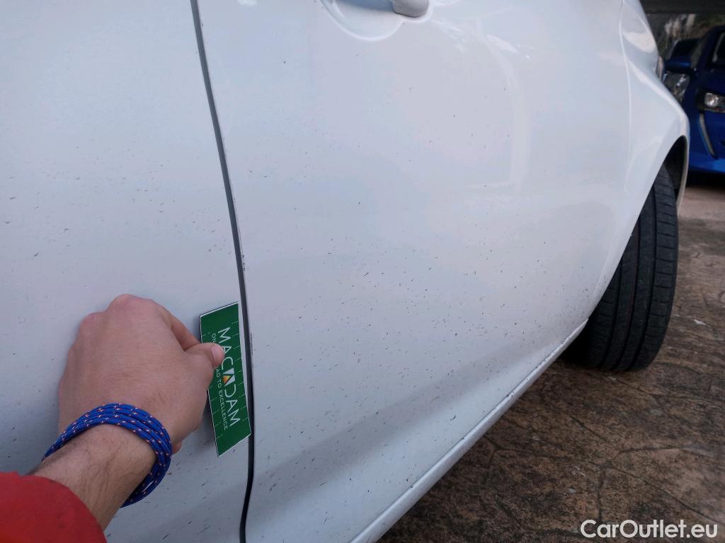  Renault  Zoe RENAULT  / 2019 / 5P / berlina con portón Intens 100 kW R135 Batería 50kWh #24