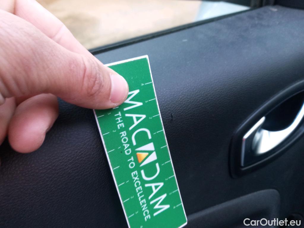  Renault  Zoe RENAULT  / 2019 / 5P / berlina con portón Intens 100 kW R135 Batería 50kWh #7