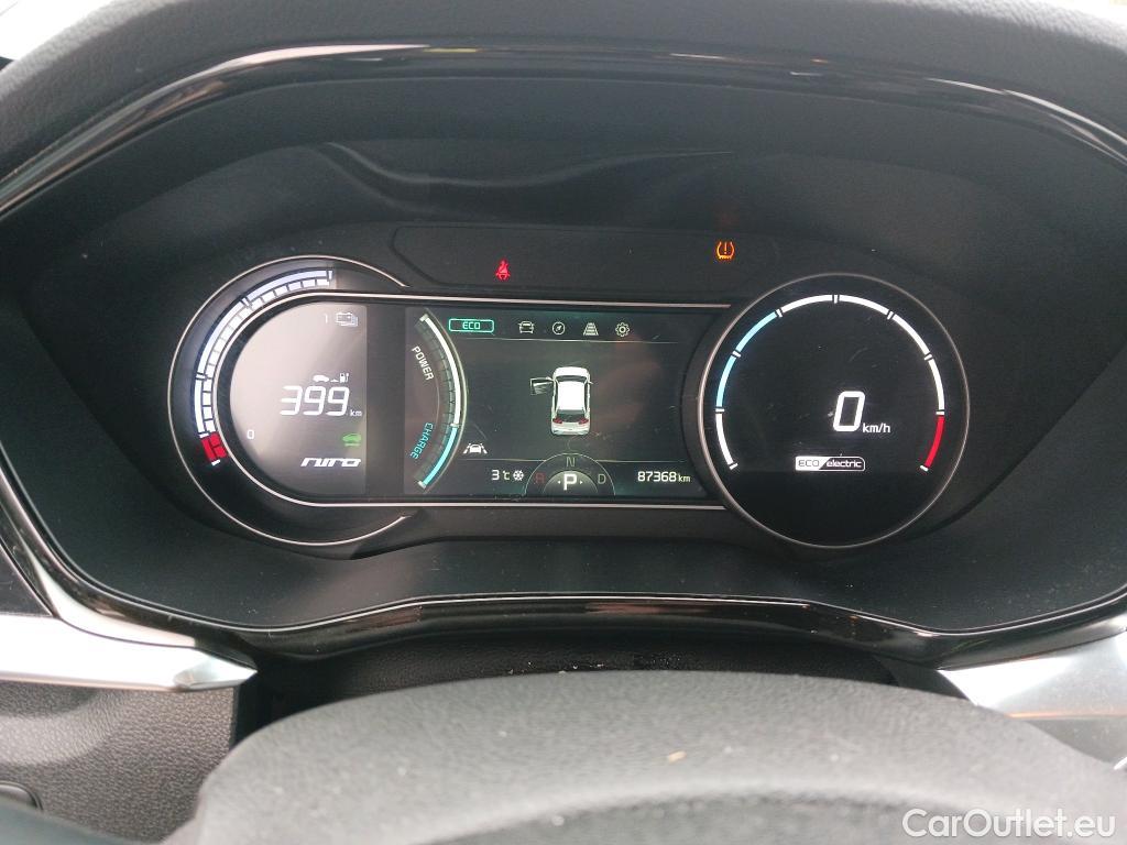  KIA  Niro KIA e- / 2016 / 5P / crossover e- 150kW (204CV) Drive (Long Range) #32