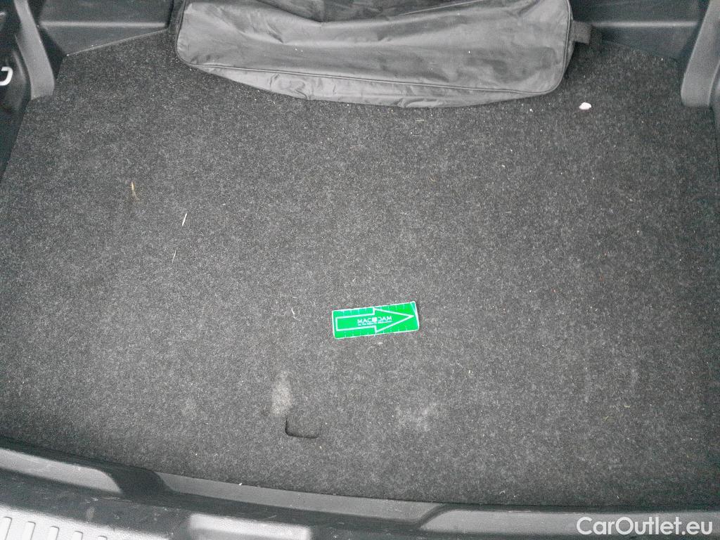  Skoda  Fabia SKODA  / 2021 / 5P / berlina con portón 1.0 TSI 70KW (95CV) Emotion (AC) #2