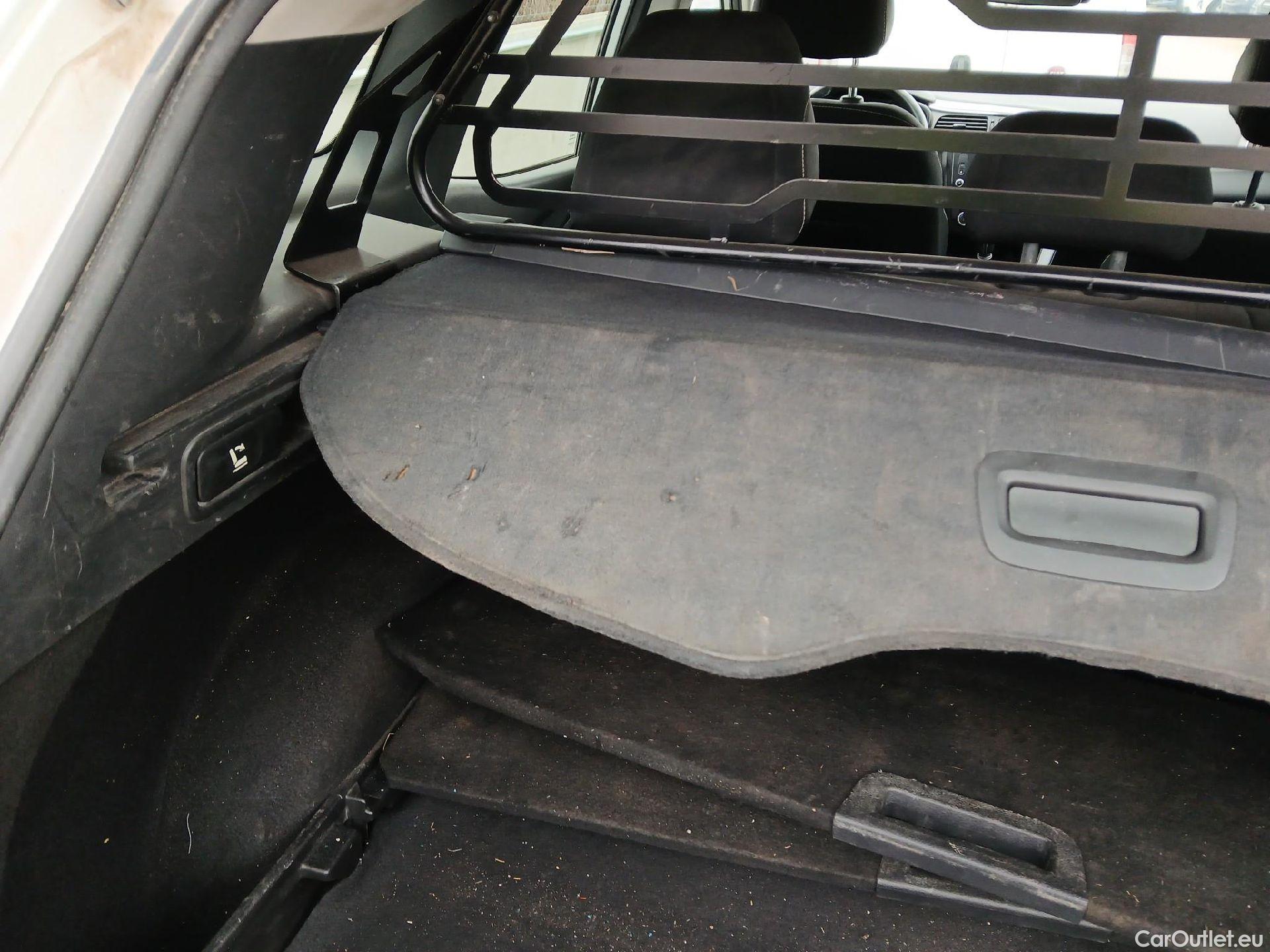  Renault  Kadjar RENAULT  5p 1G berlina con portón Tech Road Energy dCi 96kW (130CV) 4x4 #13