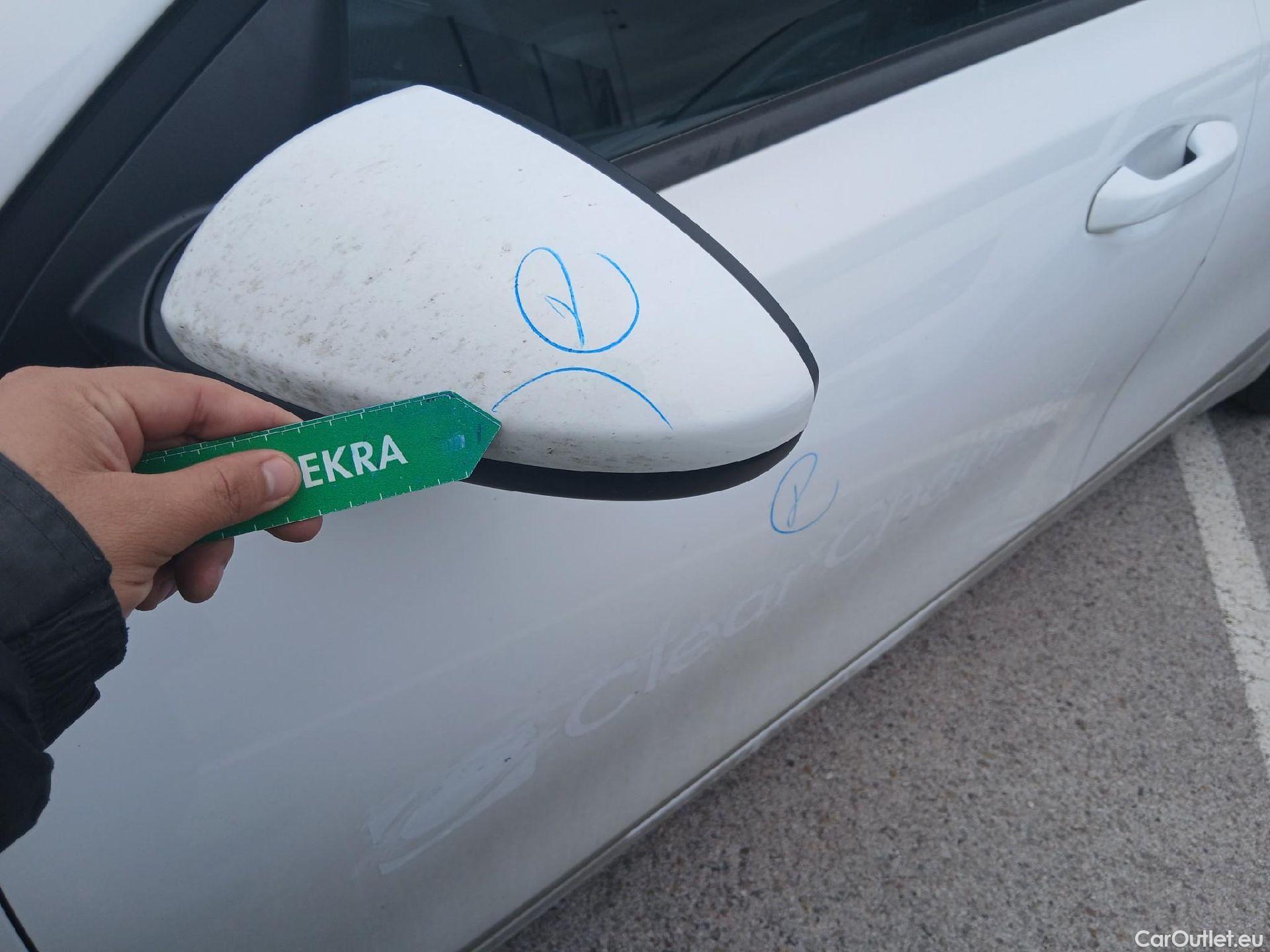  KIA  Cee'd KIA Ceed / 2018 / 5P / berlina con portón 1.0 T-GDi 88kW (120CV) Concept #11