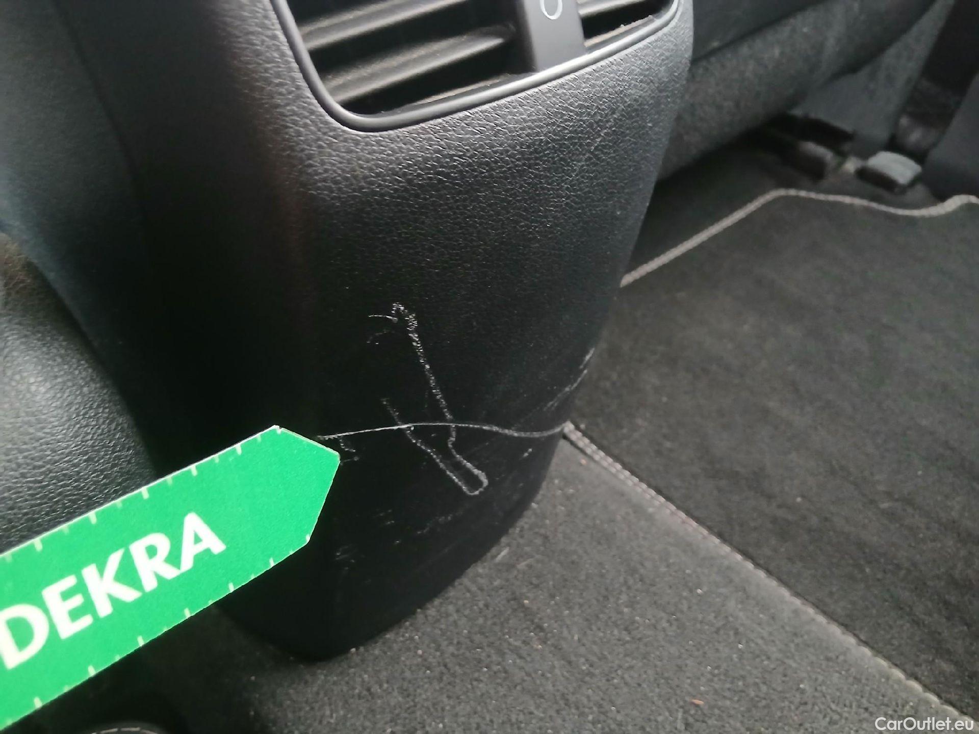  KIA  Niro KIA e- / 2016 / 5P / crossover e- 150kW (204CV) Drive (Long Range) #4