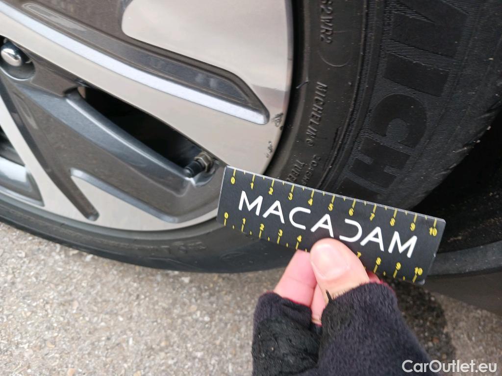  KIA  Niro KIA e- / 2016 / 5P / crossover e- 150kW (204CV) Drive (Long Range) #28