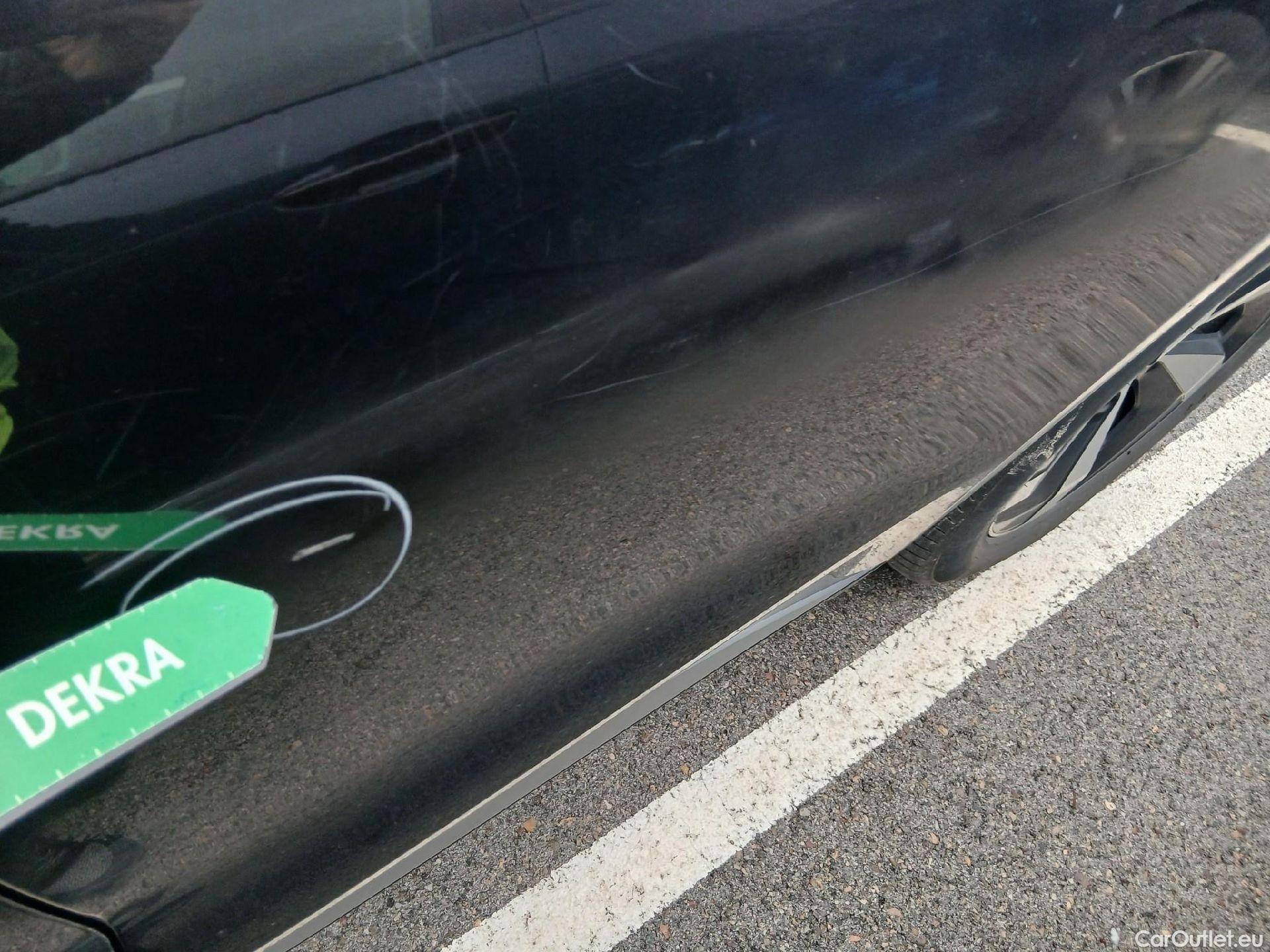  Jaguar  F-PACE JAGUAR  / 2020 / 5P / todoterreno 2.0D I4 204PS AWD Auto MHEV Standard S #25