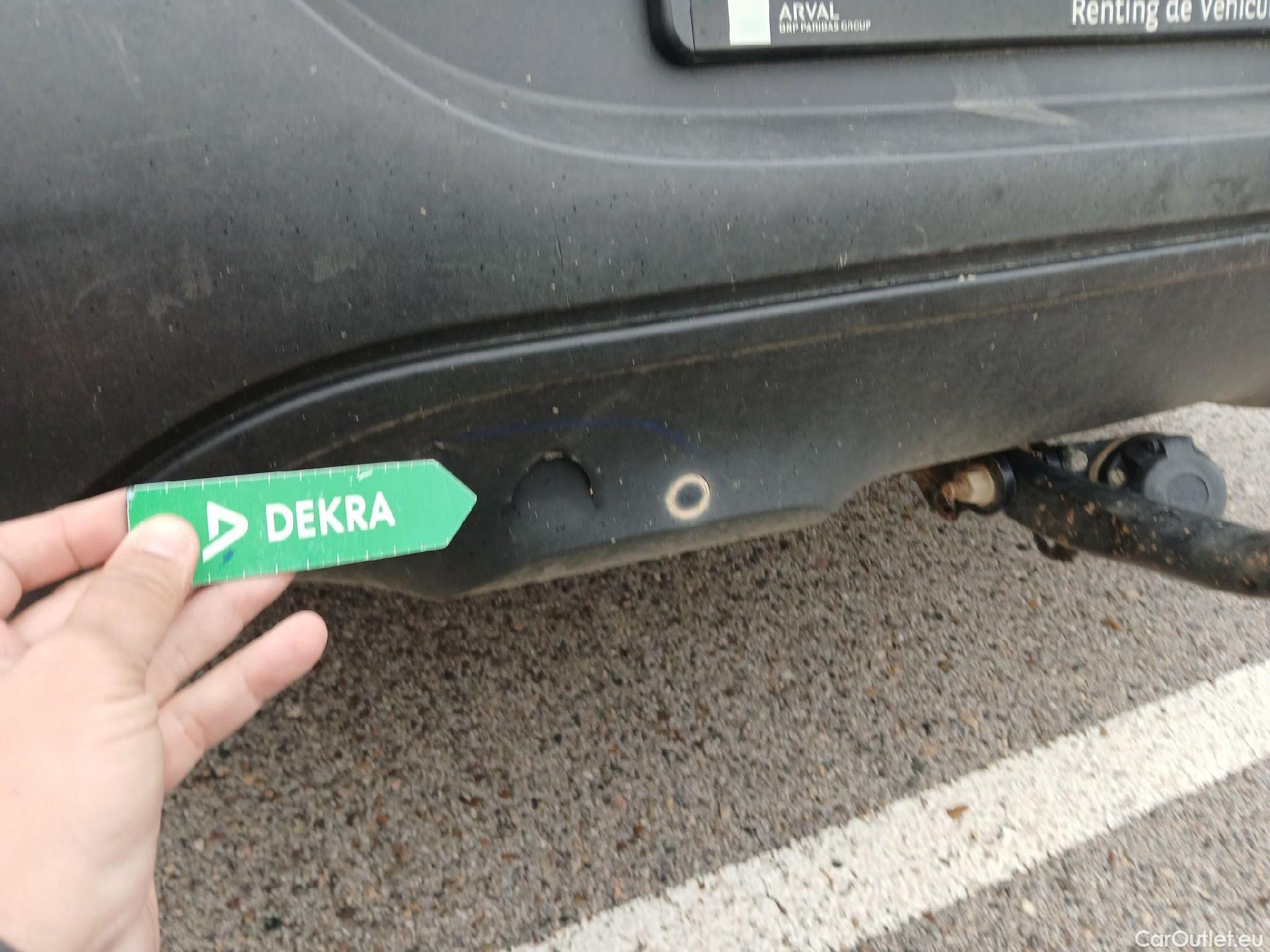  Renault  Kadjar RENAULT  5p 1G berlina con portón Tech Road Energy dCi 96kW (130CV) 4x4 #36