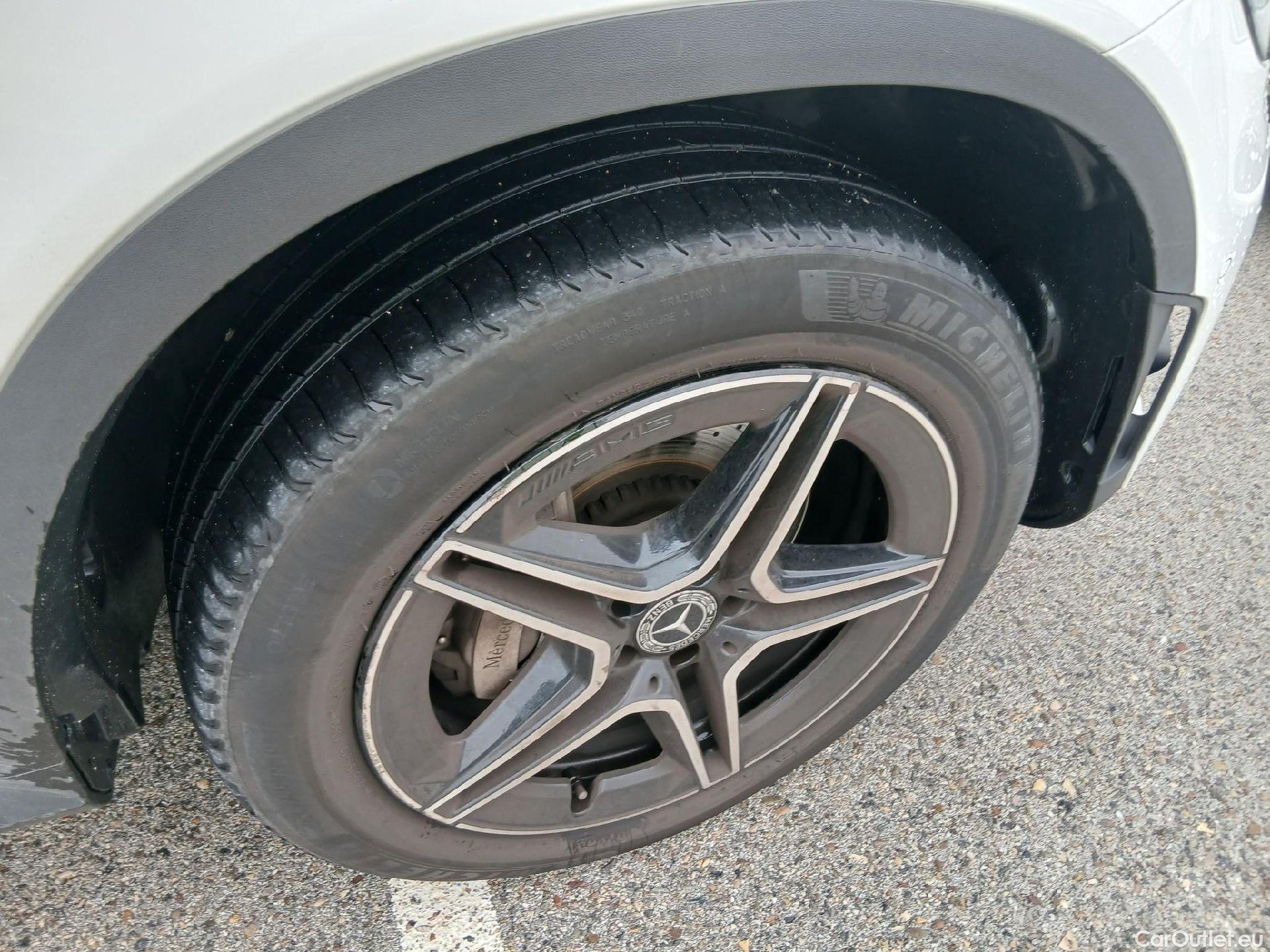  Mercedes  G-Klasee MERCEDES-BENZ Clase GLC / 2019 / 5P / todoterreno GLC 300 de 4MATIC #5