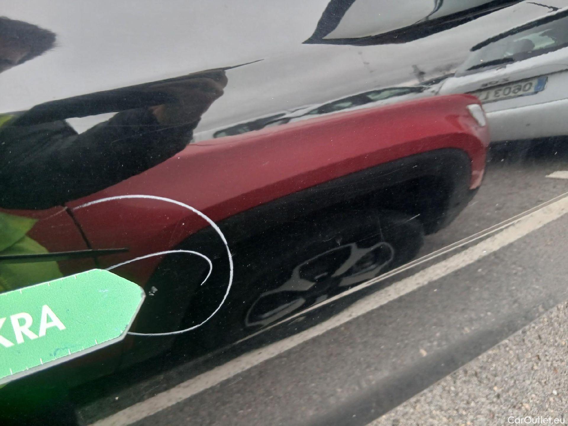  Jaguar  F-PACE JAGUAR  / 2020 / 5P / todoterreno 2.0D I4 204PS AWD Auto MHEV Standard S #43