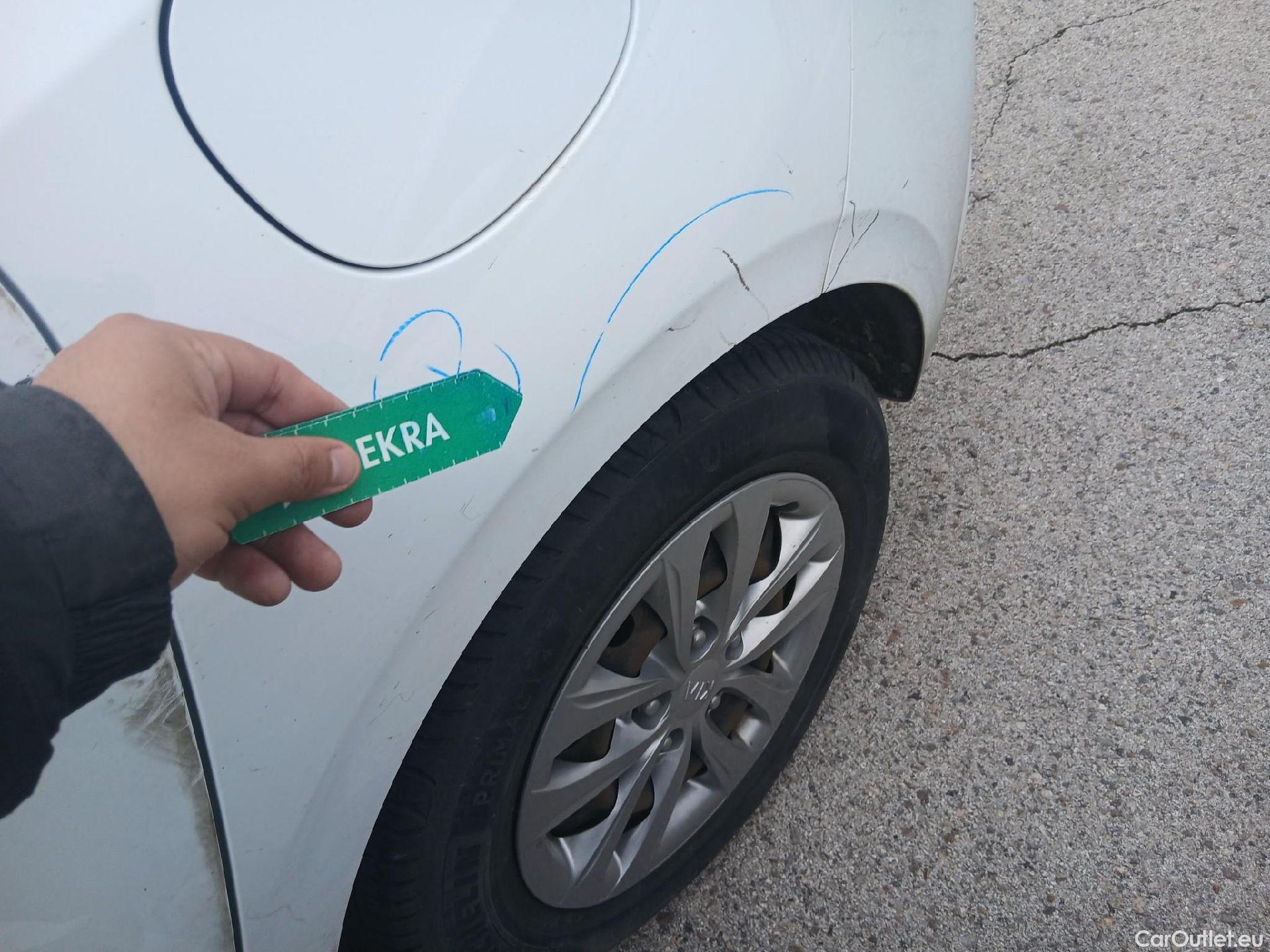  KIA  Cee'd KIA Ceed / 2018 / 5P / berlina con portón 1.0 T-GDi 88kW (120CV) Concept #15